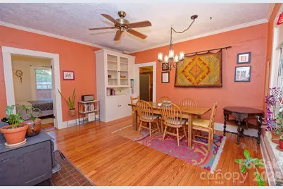700 N Trade Avenue, Landrum, SC 29356 - Photo 14