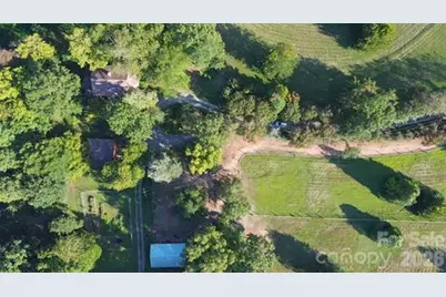 700 N Trade Avenue, Landrum, SC 29356 - Photo 2