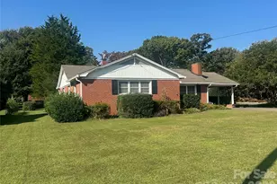 1400 Capri Rd, Winston Salem, NC 27103 - Photo 8