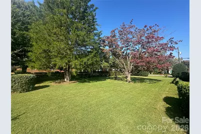 1400 Capri Road, Winston Salem, NC 27103 - Photo 10