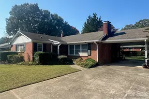 1400 Capri Rd, Winston Salem, NC 27103 - Photo 1