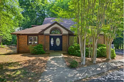 114 S Park Terrace, Eden, NC 27288 - Photo 10
