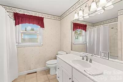 522 Carolina Avenue N, Statesville, NC 28677 - Photo 20