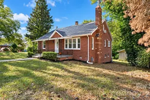205 Sunrise Ave, Mount Gilead, NC 27306 - Photo 1