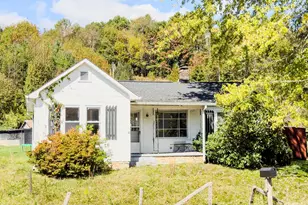 40 Duncan Ln, Newland, NC 28657 - Photo 1