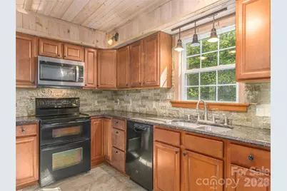 99 Cripple Creek Road, Waynesville, NC 28785 - Photo 10