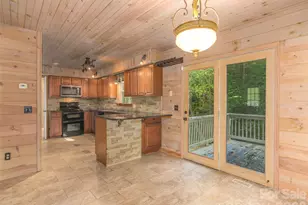 99 Cripple Creek Rd, Waynesville, NC 28785 - Photo 8