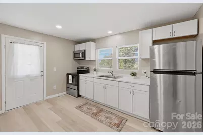 2996 1st Avenue NW, Hickory, NC 28601 - Photo 12
