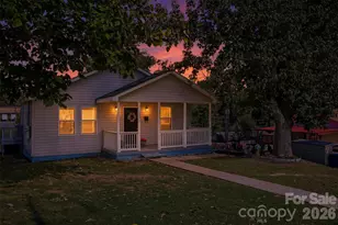 2996 1st Ave NW, Hickory, NC 28601 - Photo 2