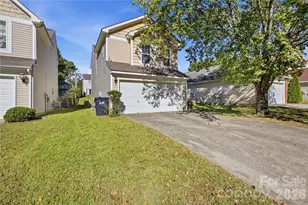 8335 Wallace Glen Dr, Charlotte, NC 28212 - Photo 4