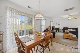 8335 Wallace Glen Dr, Charlotte, NC 28212 - Photo 16