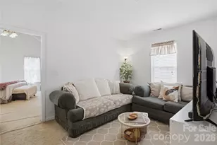 8335 Wallace Glen Dr, Charlotte, NC 28212 - Photo 18