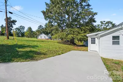 38 Pine Street, Great Falls, SC 29055 - Photo 28