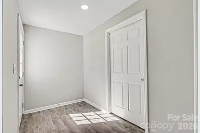 38 Pine Street, Great Falls, SC 29055 - Photo 16