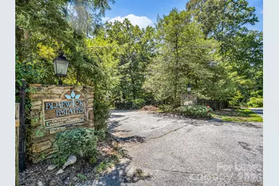 335 Melrose Avenue #111, Tryon, NC 28782 - Photo 4