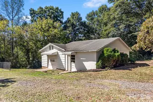 237 New Bethel Church Rd, Forest City, NC 28043 - Photo 32