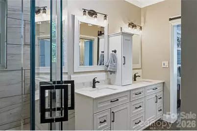 2122 N Rugby Road, Hendersonville, NC 28791 - Photo 20
