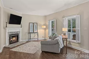 2122 N Rugby Rd, Hendersonville, NC 28791 - Photo 10