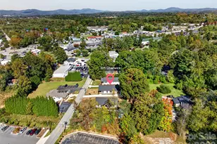 305 Chadwick Ave, Hendersonville, NC 28792 - Photo 34