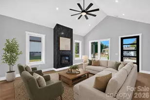 305 Chadwick Ave, Hendersonville, NC 28792 - Photo 8