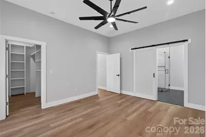 305 Chadwick Avenue, Hendersonville, NC 28792 - Photo 12