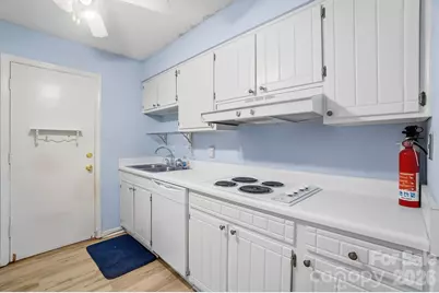 4754 Hedgemore Drive #N, Charlotte, NC 28209 - Photo 16