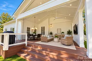 3307 Moores Glen Dr, Charlotte, NC 28209 - Photo 2