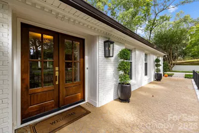 4015 Oldfield Road, Charlotte, NC 28226 - Photo 2