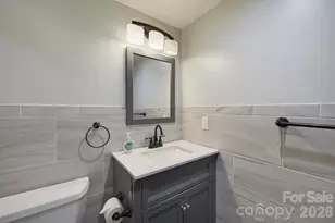 337 E Rhyne Ave, Winston Salem, NC 27107 - Photo 24