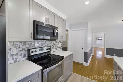 337 E Rhyne Avenue, Winston Salem, NC 27107 - Photo 8