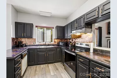 305 Piney Mountain Drive #B1, Asheville, NC 28805 - Photo 8
