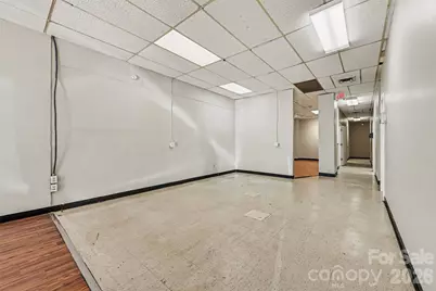 136 W Virginia Avenue, Bessemer City, NC 28016 - Photo 8