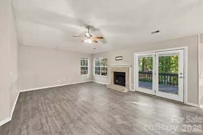 11219 Turmeric Court, Charlotte, NC 28215 - Photo 4