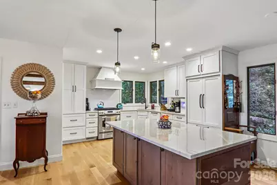 212 Pheasant Run, Hendersonville, NC 28739 - Photo 18