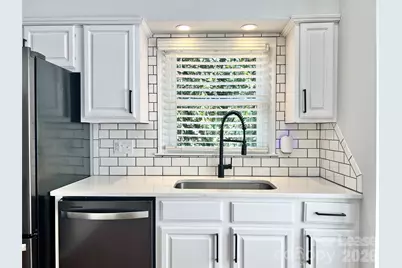 220 S Clarkson Street, Charlotte, NC 28202 - Photo 4