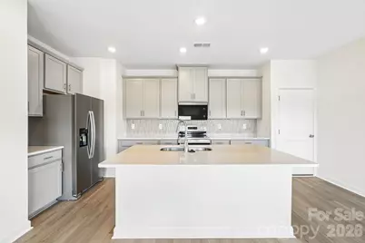 12548 Russellwood Lane, Charlotte, NC 28213 - Photo 8