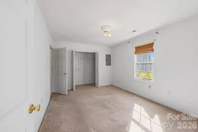 121 24th Street NW, Hickory, NC 28601 - Photo 14