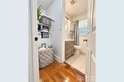 4310 Dinglewood Avenue, Charlotte, NC 28205 - Photo 6