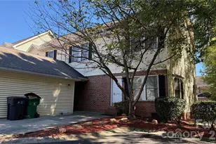 4306 Laurel Hill Ln, Charlotte, NC 28217 - Photo 2