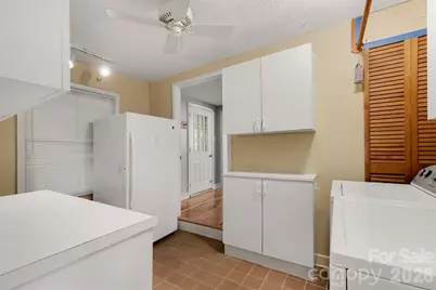 225 Edgewood Drive, Statesville, NC 28625 - Photo 18
