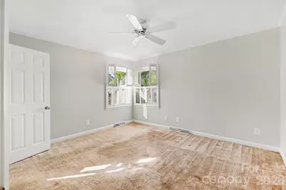 225 Edgewood Drive, Statesville, NC 28625 - Photo 14