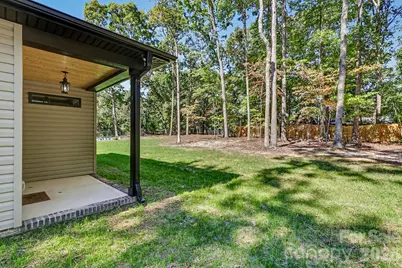 2121 Woodhurst Lane, Albemarle, NC 28001 - Photo 38