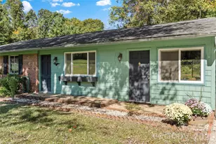 3797 Sandalwood Ln, Winston Salem, NC 27106 - Photo 2