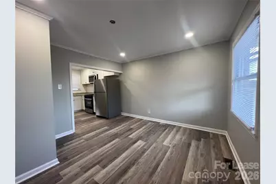 1300 S Main Street #5, Mount Holly, NC 28120 - Photo 4
