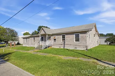 706 Old North Main Street, Clover, SC 29710 - Photo 4