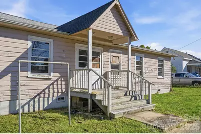 706 Old North Main Street, Clover, SC 29710 - Photo 6