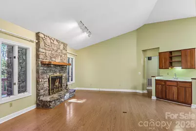 108 Kenwood Drive, Hendersonville, NC 28739 - Photo 8