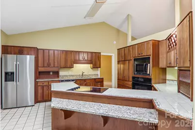 108 Kenwood Drive, Hendersonville, NC 28739 - Photo 14