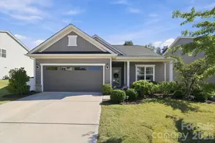 19201 Yellow Birch Dr, Charlotte, NC 28278 - Photo 1