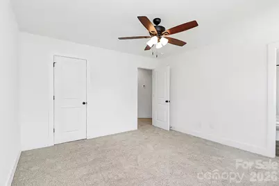 18 4th Avenue SE, Hickory, NC 28602 - Photo 38